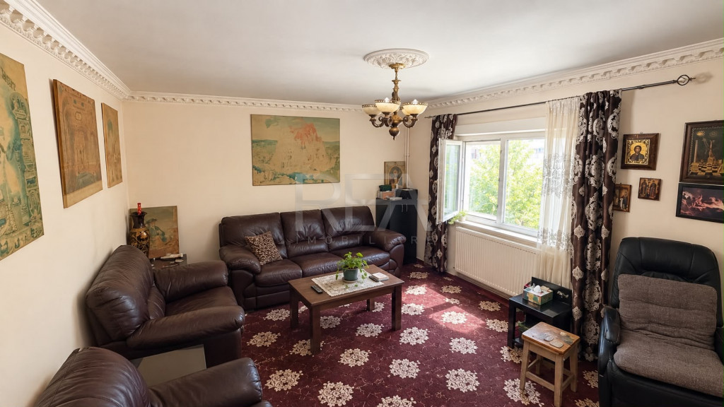 2 camere- decomandat- 60 Mp- Centrala proprie- Nasaud/Trafic