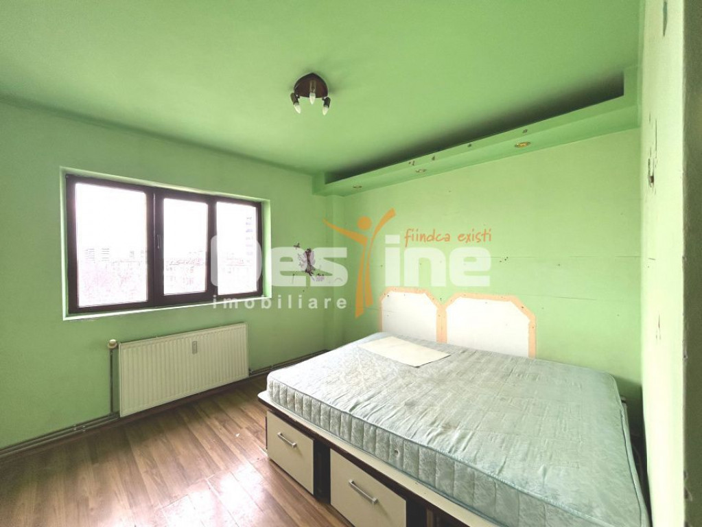 Apartament decomandat Marasesti