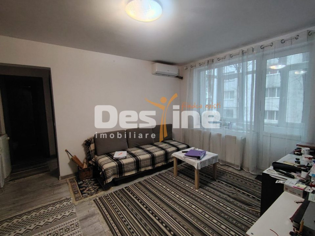 Apartament semidecomandat 3 camere