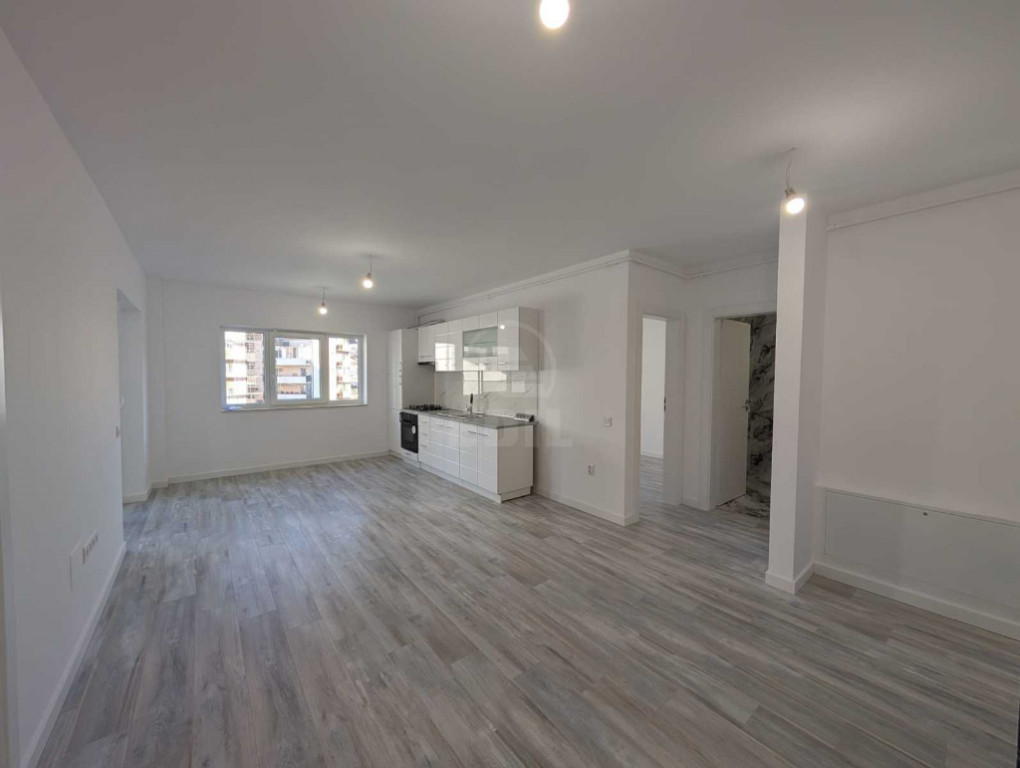 Apartament nemobilat 60 mp, parter – Florești, zona Porii