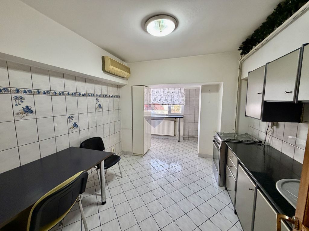 Apartament cu 3 camere etaj 2 zona Brailei Allure Spa