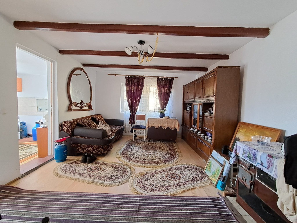 Casa individuala Sat Ciurila aprox.20km de Leroy Merlin Calea Turzii