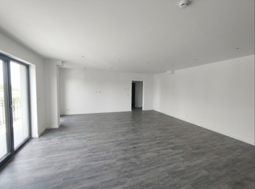Spatiu birou, 53 mp, zona ultracentrala, Radauti