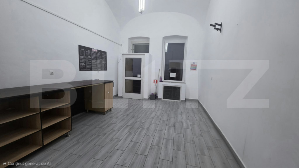 Spatiu comercial, 76.35 mp, zona Ultracentral