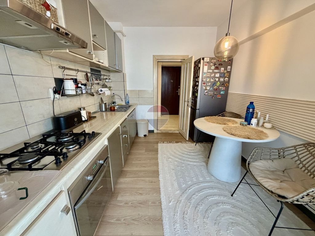 Apartament 3 camere etaj 3 zona Brailei Allure Spa