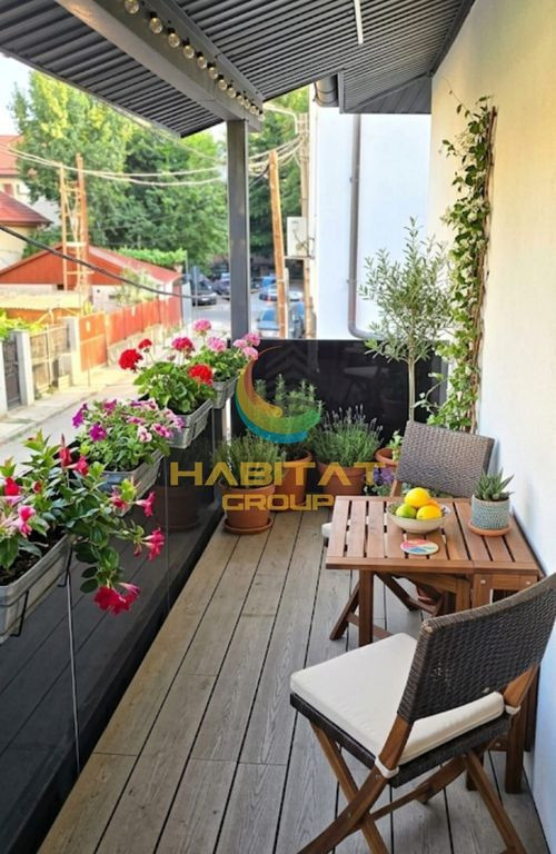 Vanzare casa S+P+E 4 camere 230 mp Parcul Tineretului