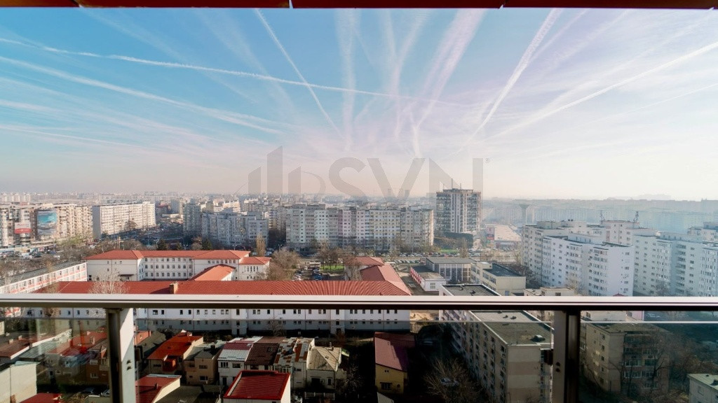 Triplex superb renovat I In City