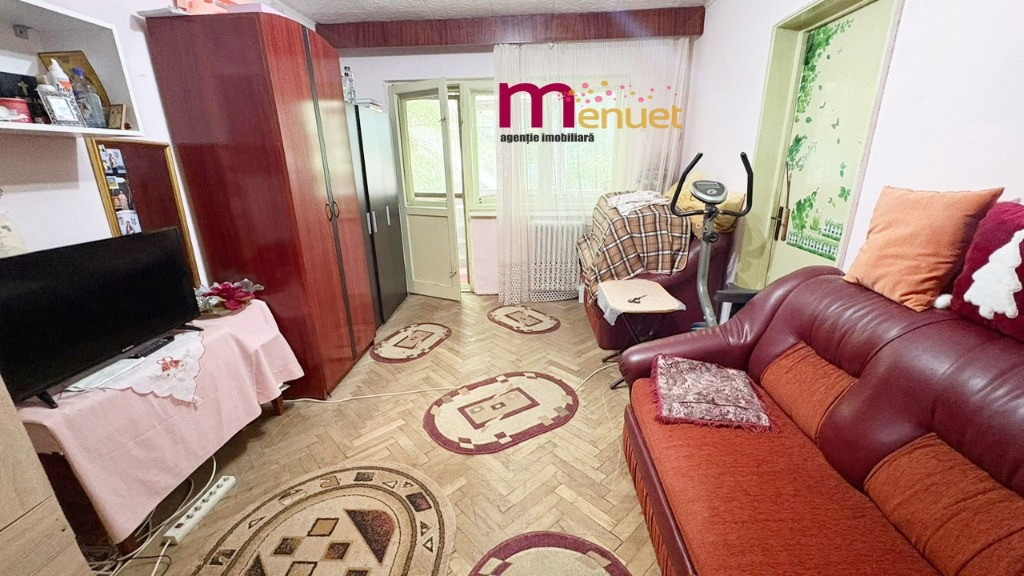 Apartament 2 camere,str.Ion Luca Caragiale,etaj 1,50mp
