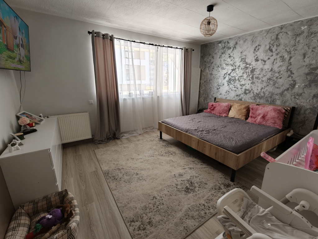 Apartament cu o cameră, 32 mp, balcon | zona Eroilor, Flore