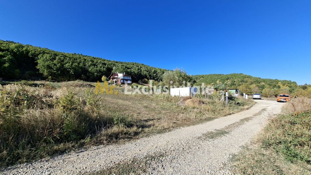 Teren 2090 mp Stefanesti-Rebreanu zona superba