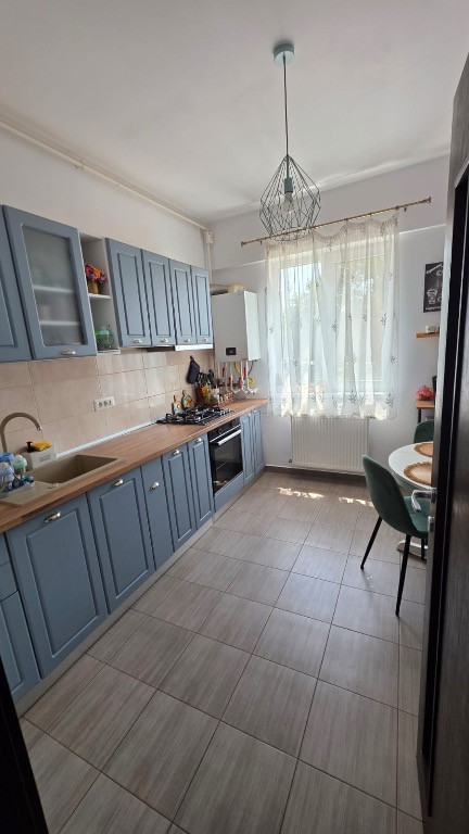 2 Camere, apartament deosebit, acces Metrou