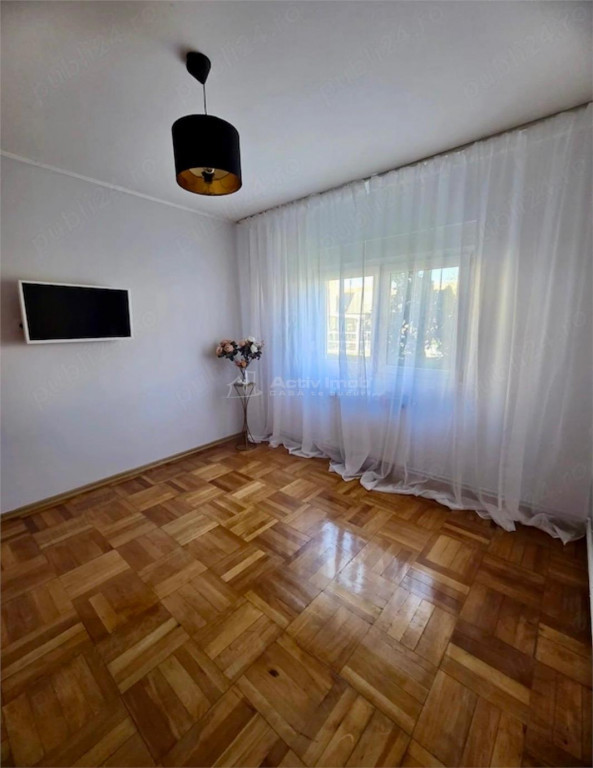 2 cam - zona Vlaicu