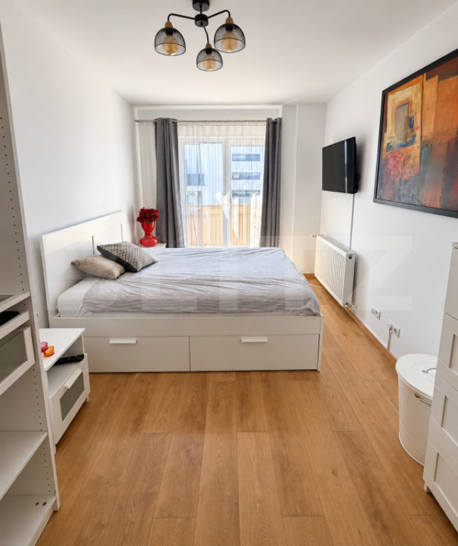 Apartament 2 camere, terasa, parcare subterana, zona Calea