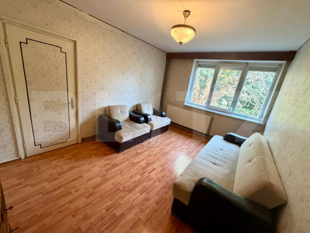 Apartament 2 camere, centrala termica, zona Rovine- Facultat