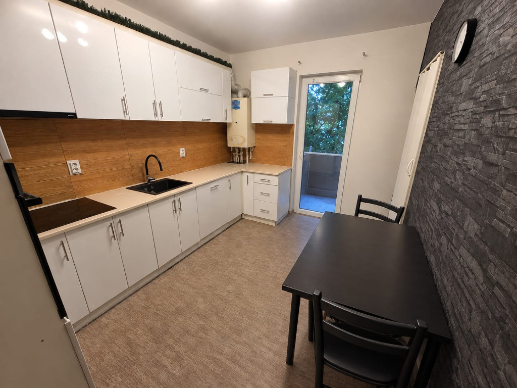 Apartament nemobilat 60 mp, parter – Florești, zona Porii