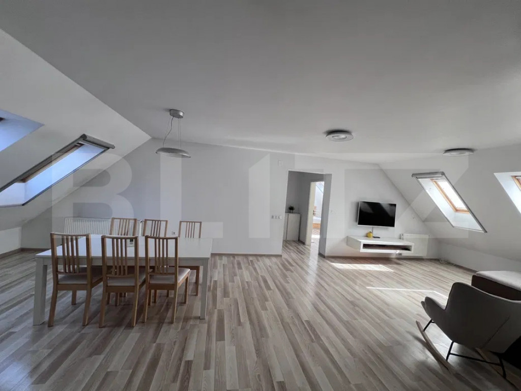 Apartament 3 camere, 83 mp, zona Florilor