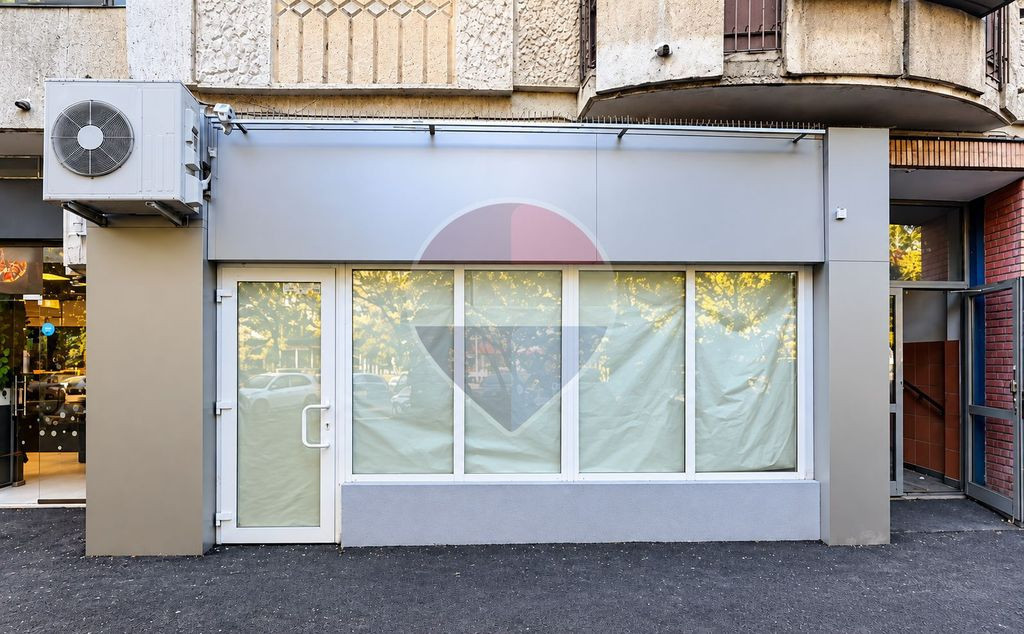 | Spatiu Comercial 37 mp | Stradal | Uverturii, Apusului|
