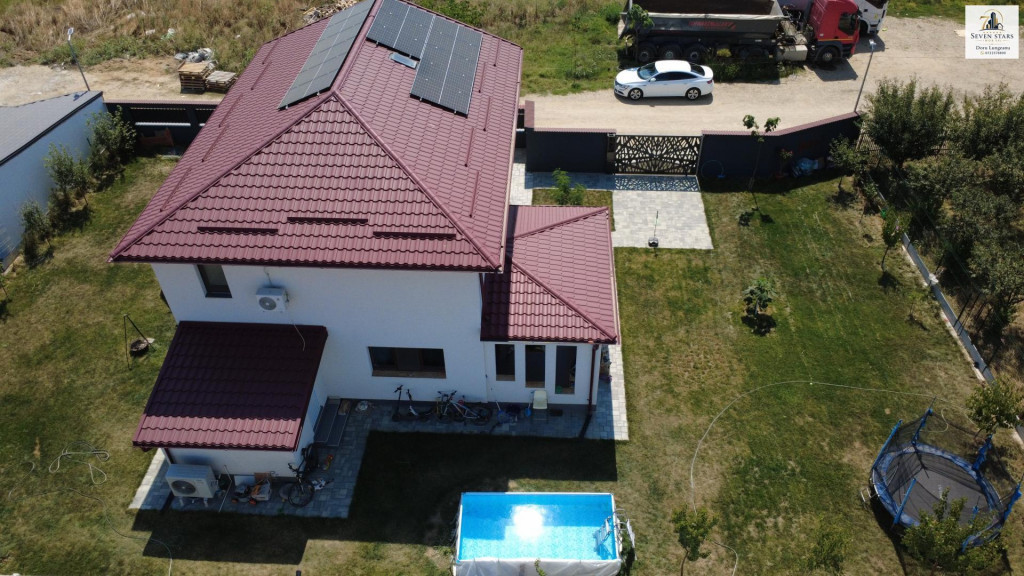Inchiriere Vila 4 camere, Panouri Fotovoltaice
