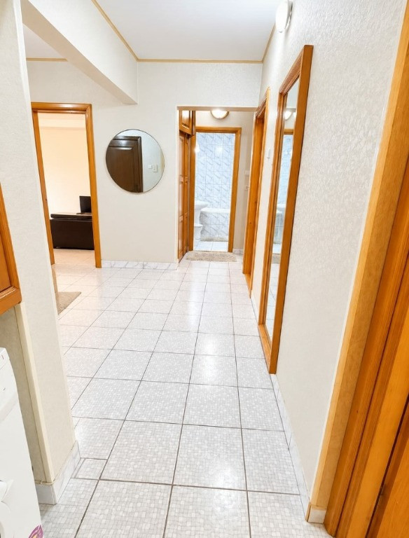 Apartament 4 camere, 100 mp, decomandat, cartier Burdujeni