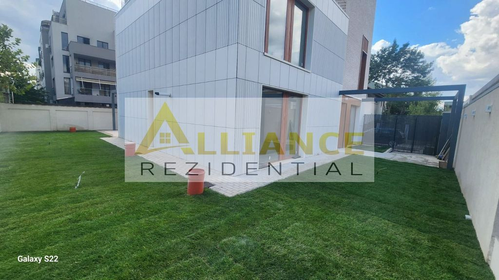 Casa Individuala - 5 camere - 3 bai - 500mp teren
