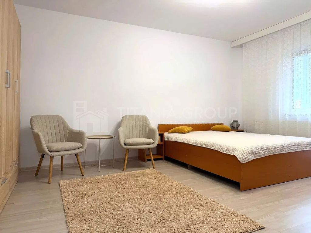 Garsoniera -Spatiu comercial de inchiriat, 22 mp, zona Tract