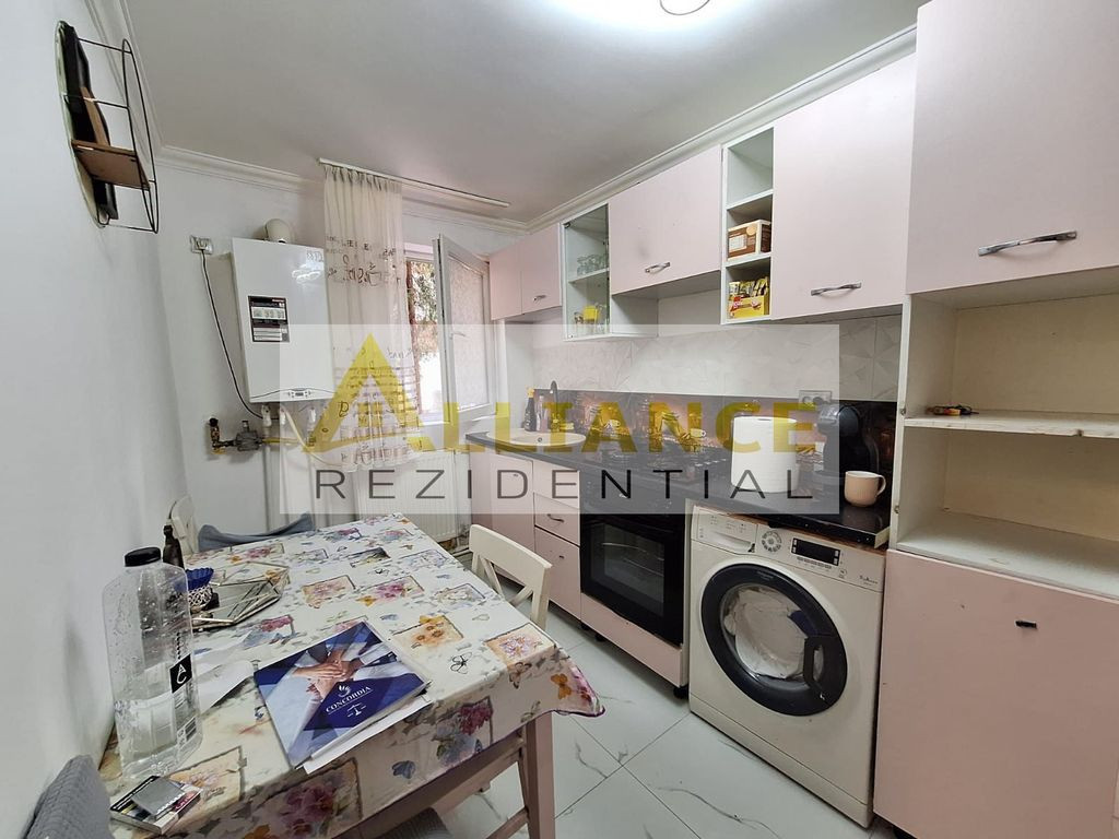 [PRIMARIE] Vila cu 4 camere - 3 bai | Mobilata