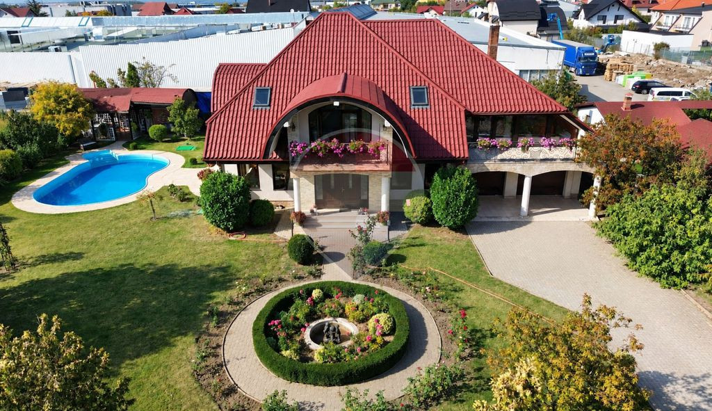 PROPRIETATE DEOSEBITA in centrul orasului