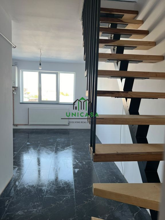 Apartament - 2 camere - Zona Traian