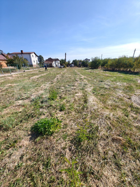 Teren intravilan, 1200 mp, zona Nord