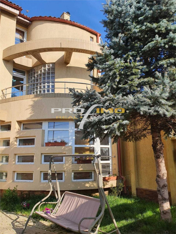 Vila exclusivista, P 1 M, Km 5, amenajata deosebit, mobilata