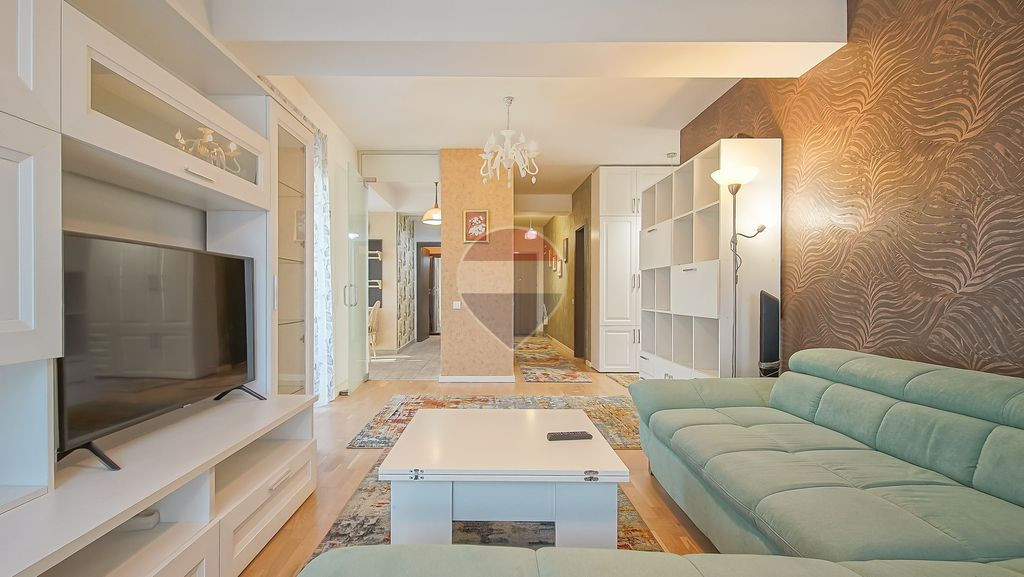 Apartament cu 3 camere de închiriat, loc de parcare subteran!