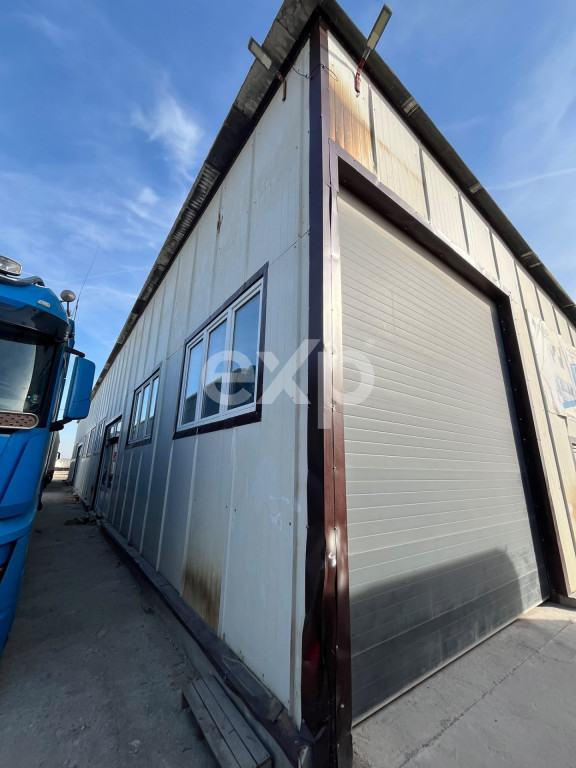 De inchiriat hala industriala openspace 600 mp in Gaesti Est