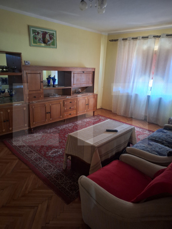 Apartament 3 camere, 65 mp, zona Lugoj