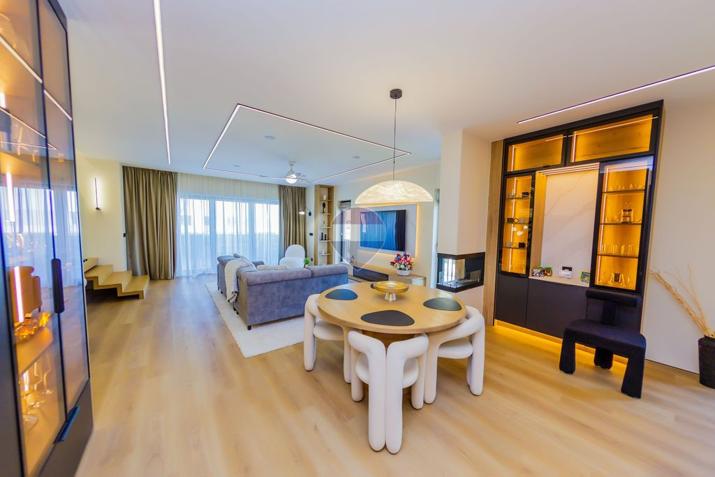 Penthouse exclusivist ultracentral 146 mp utili+terasă 36 mp