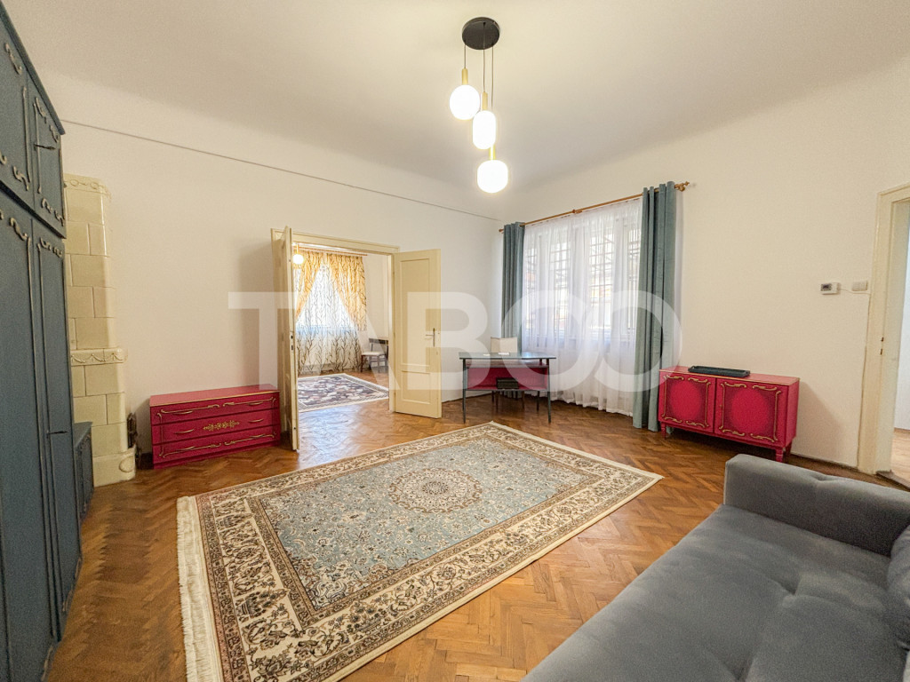 Apartament 2 camere de cu terasa in Centru strada Clinicilor