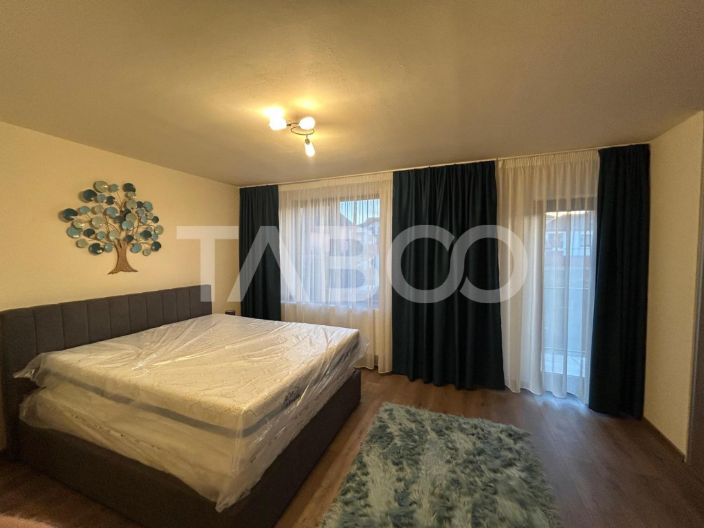 Casa moderna de inchiriat 3 camere 2 bai dressing parcari Ar