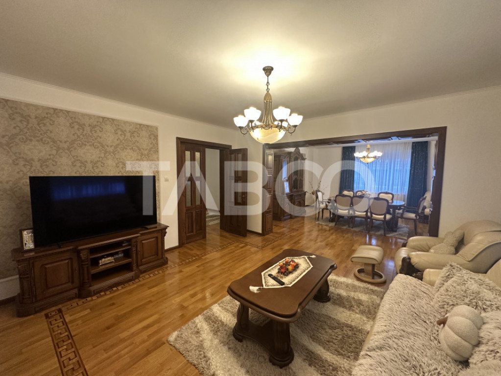 Apartament la vila cu 4 camere si 3 locuri de parcare Turnis
