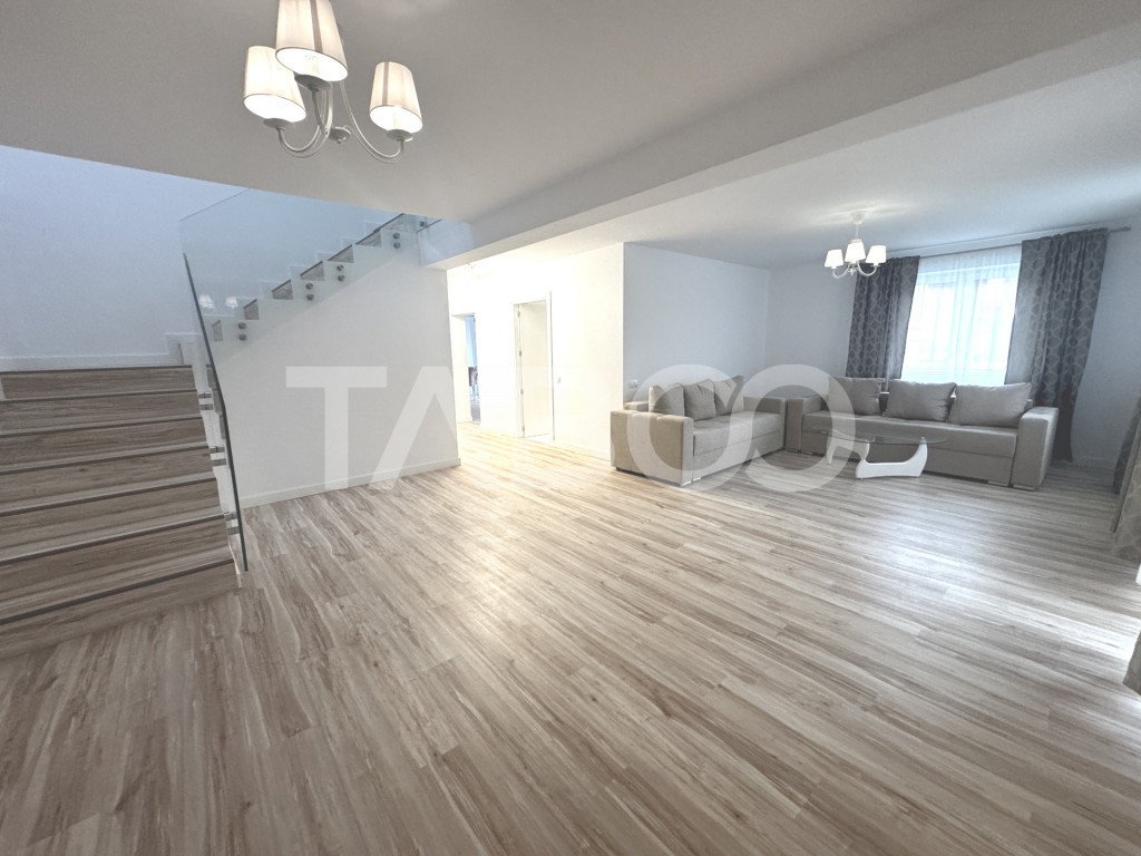 Casa individuala de inchiriat 6 camere 3 bai curte Tineretul