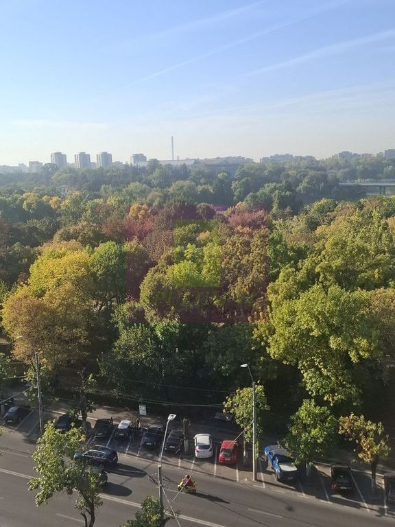 Apartament 4 cam, Tineretului
