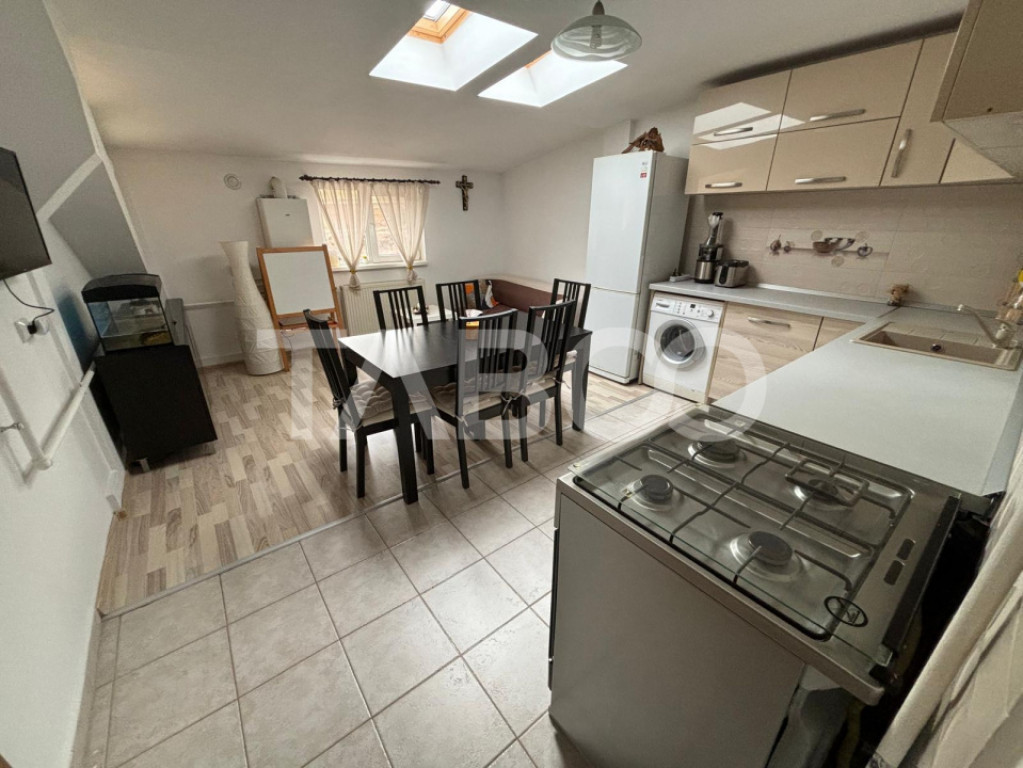 Apartament 3 camere decomandat de vanzare langa Parcul Belv