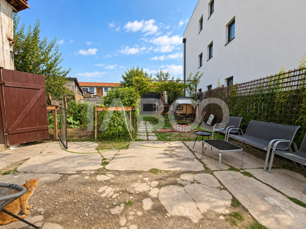 Casa de vanzare in Ocna Sibiului – liniste natura si gradi