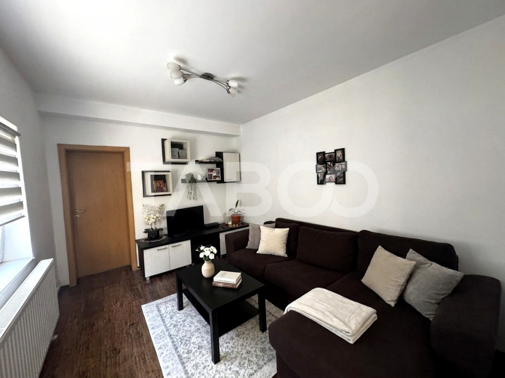 Doua apartamente in aceeasi curte direct cu chirias Lazaret
