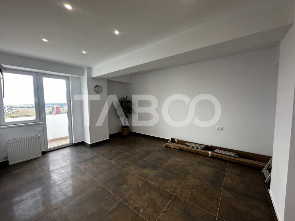 Apartament 2 camere de vanzare bucatarie separata etaj inter