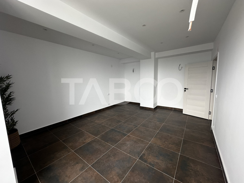 Apartament decomandat de vanzare 2 camere 51 mpu zona Doamna