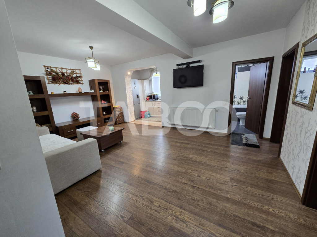 Apartament 3 camere decomandat mobilat balcon parcare Turnis