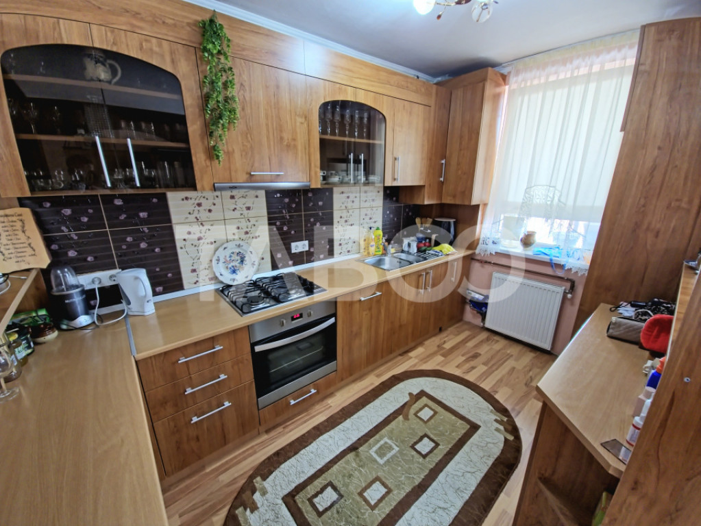 Apartament cu suprafata generoasa de 73mp 2 camere de vanzar