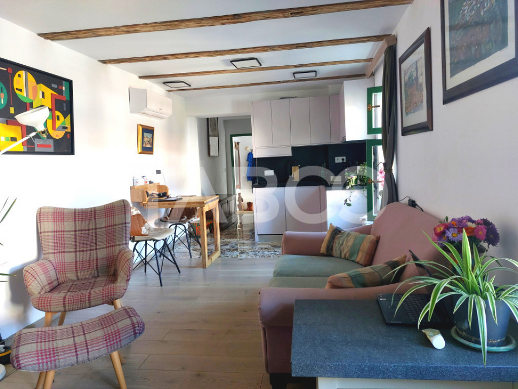 Casa de vanzare 3 camere 2 bucatarii 3 bai teren 340 mp Cisn