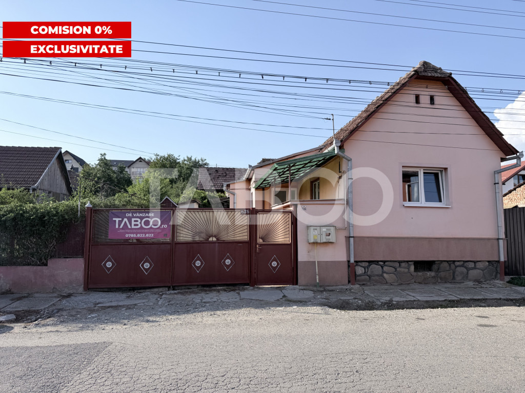 Casa individuala 500 mp teren cu acces auto in curte in Sura