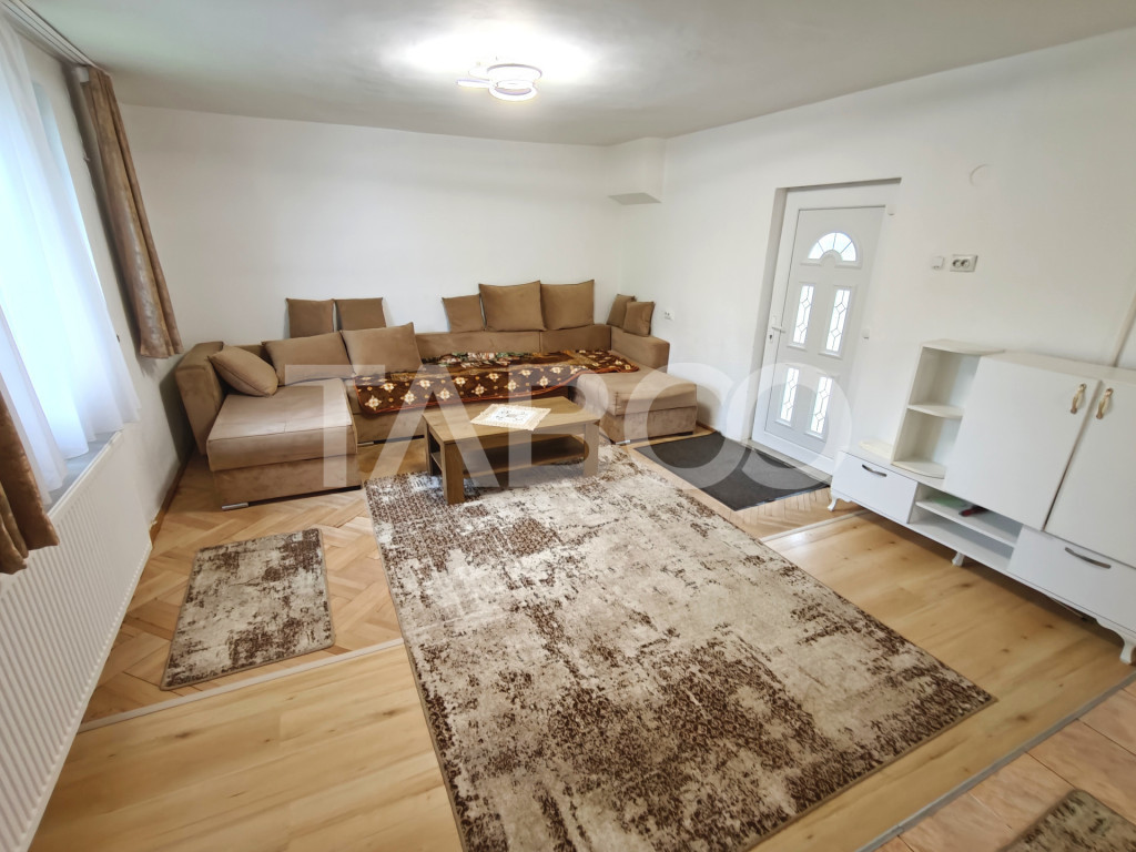 Casa cu 4 camere singur in curte de vanzare in Sibiu - zona