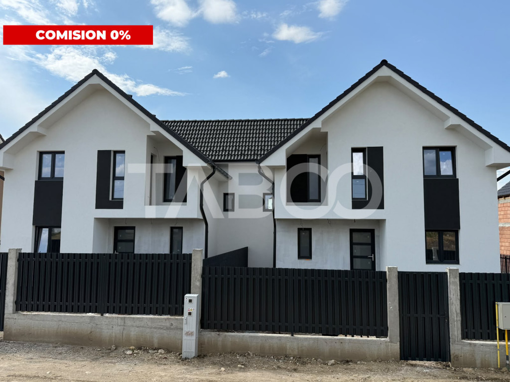 Casa 5 camere curte libera 262 mp terasa 22 mp 3 bai Sura Ma